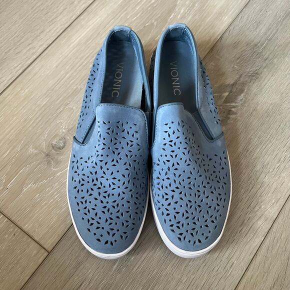 Vionic 'Midi Perf' Women's 6.5 Blue Leather Perforated Comfort Sneaker Slip On - Picture 9 of 10